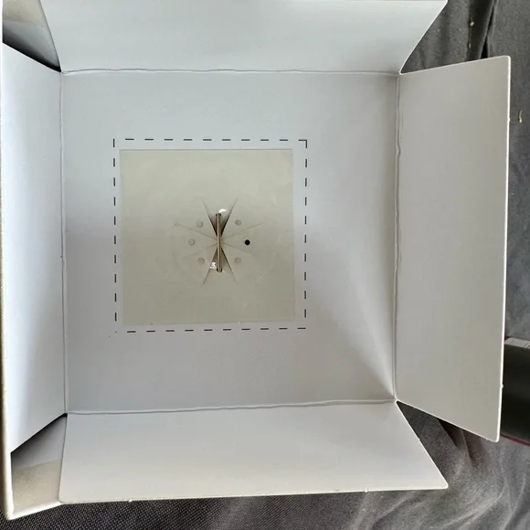 Anne Klein Heart Brooch with Arrow - Picture 5 of 7